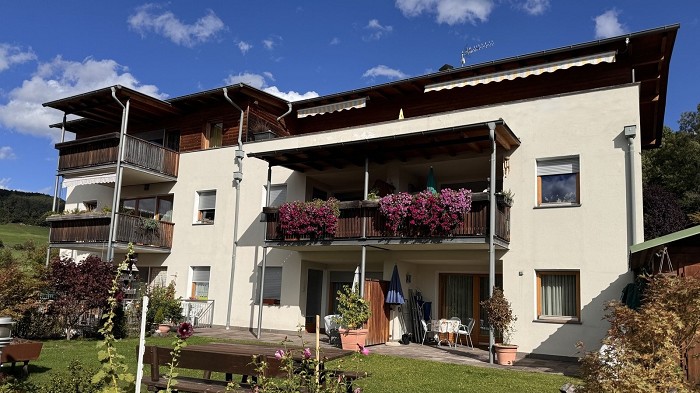Apartments Almiva